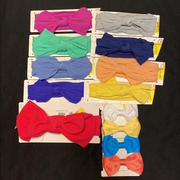 Little girl head bows - Picture 2 of 8